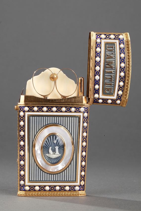 TABLET CASE IN GOLD WITH ENAMEL, MOTHER-OF-PEARL AND IVORY | MasterArt
